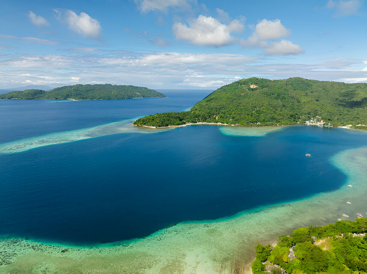Exploring The Different Islands Of Romblon
